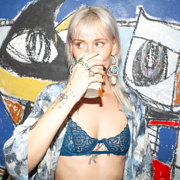 Pillowtalk with Millie Savage