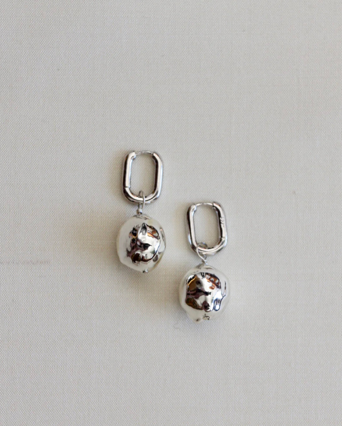 Pepita Huggies Earring Silver - Par Moi
