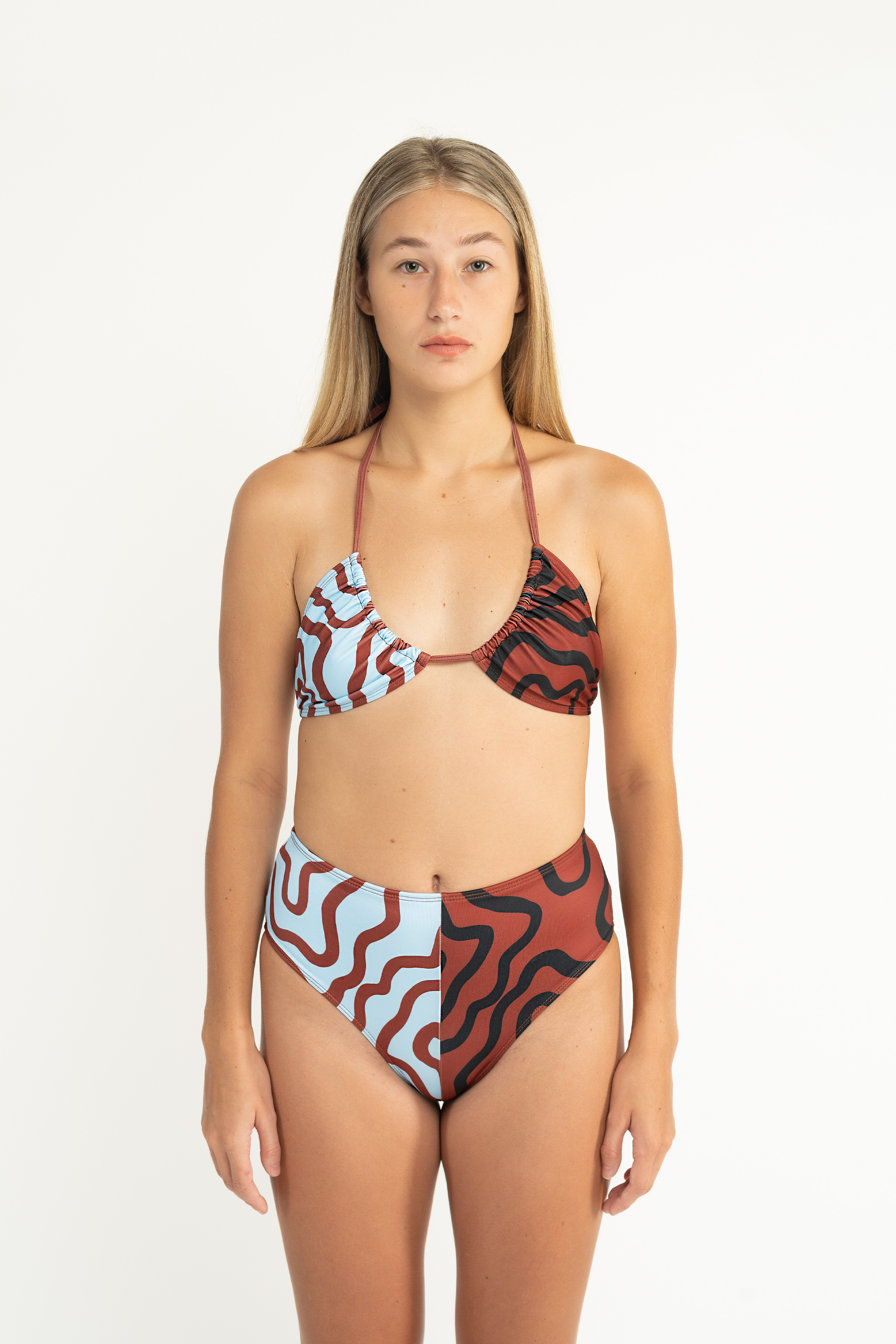 Bajo Splice Triangle Bikini