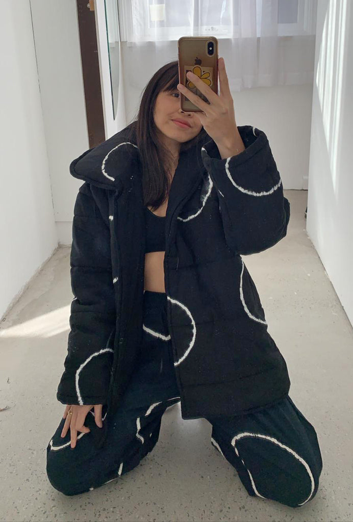 Moon Short Puffer Robe