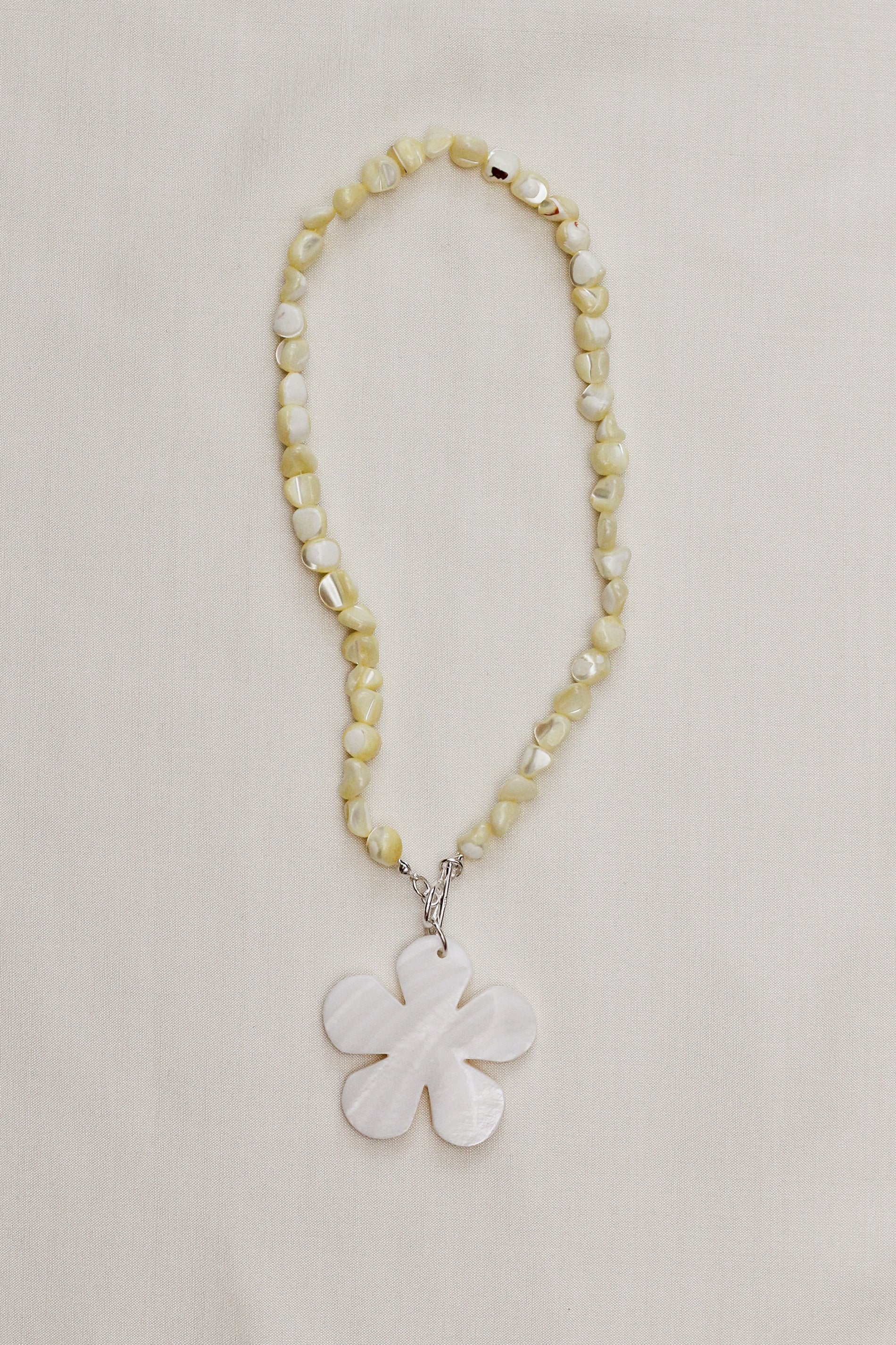 Large Flower Necklace - Par Moi