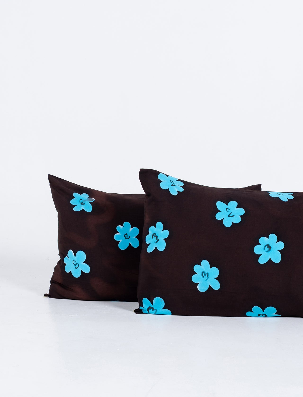 Cosmos Bamboo Pillowcase Set