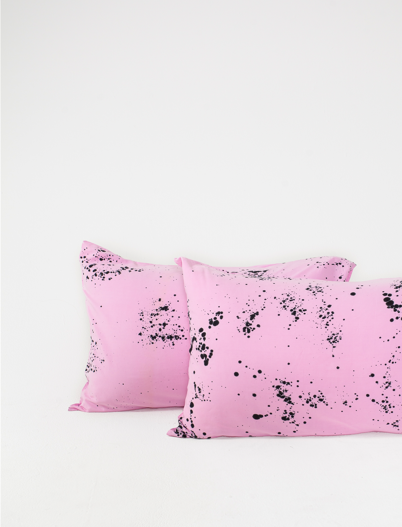 Pink Paz Bamboo Pillowcase Set