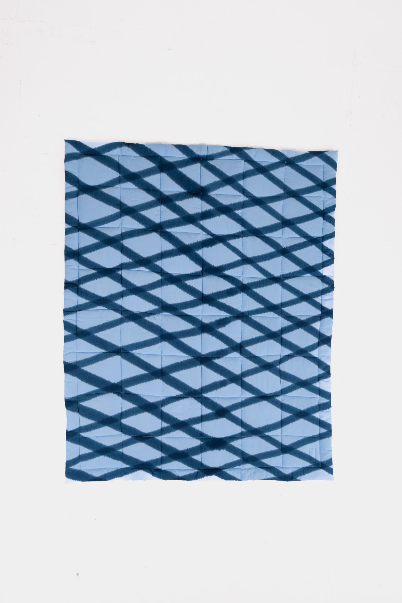 Blue Diamond Bobo Puffer Blanket