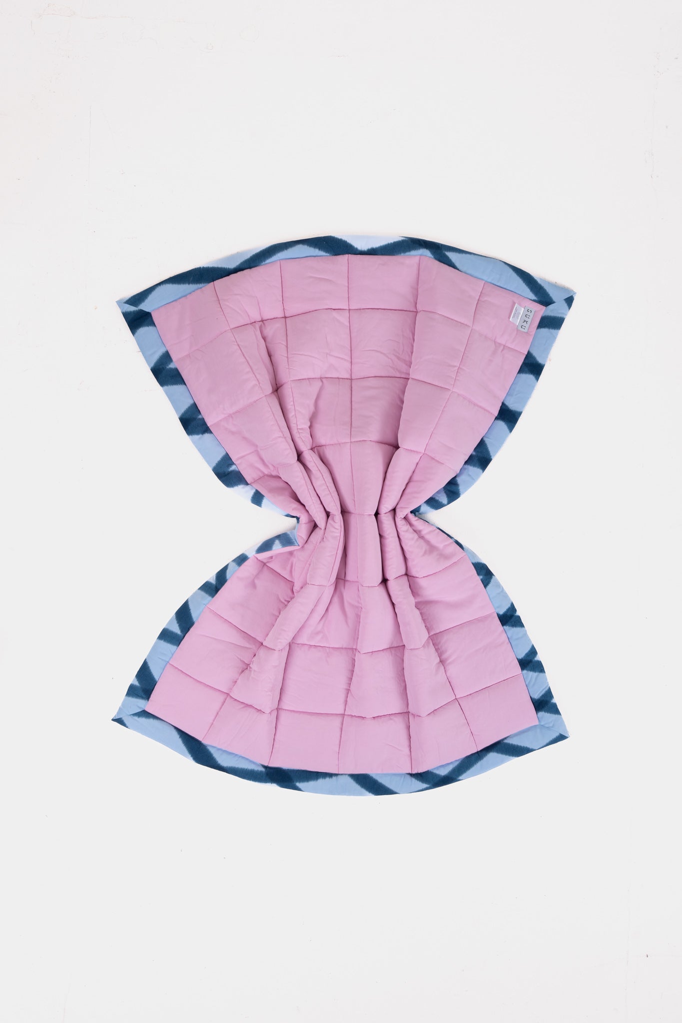 Blue Diamond Bobo Puffer Blanket